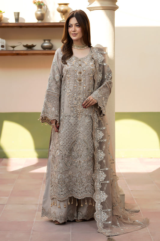 pakistani embroidered dresses Wedding with Prices Color of this outfit may slightly vary due to photographic lighting sources or your monitor setting. Latest Traditional Pakistani Dresses for