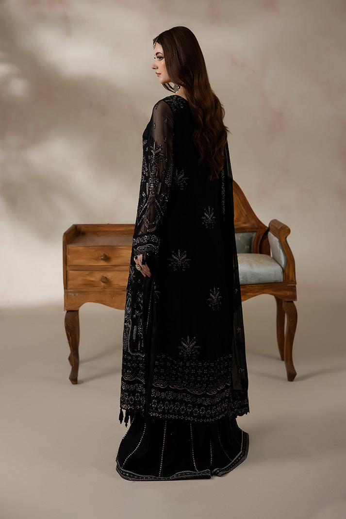Retail Price: 17,900/-PKR